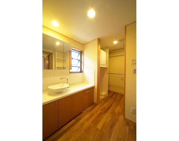 洗濯乾燥室が隣接している洗面脱衣場